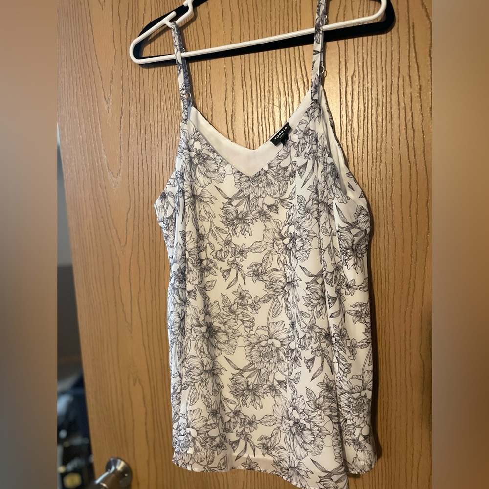 Torrid White Floral Tank